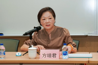 3.方培君专家.JPG