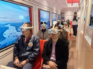 20251121 上博东馆 全体党员参观上博东馆5.jpg