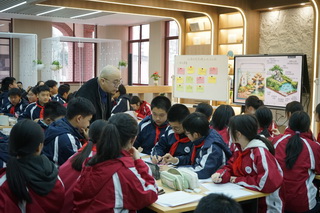 图10 四中学生课堂.JPG