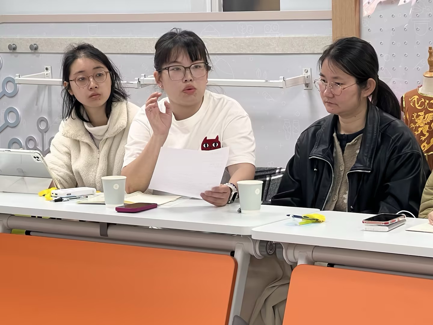 图4 分组交流.jpg