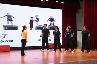 06闵行区团队-技巧啦啦操展示与研讨4.JPG