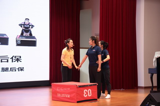 06闵行区团队-技巧啦啦操展示与研讨7.JPG