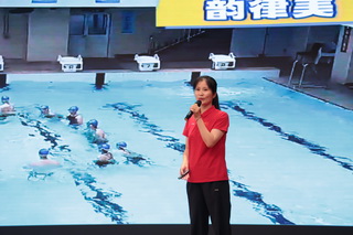 08黄浦区团队-蝶泳展示与研讨6.JPG